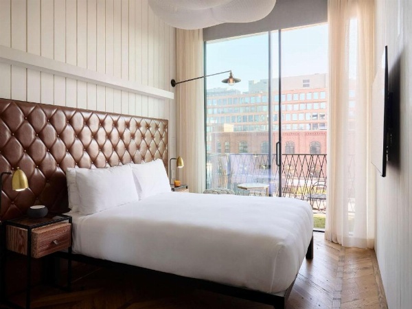 Arlo Williamsburg image 24